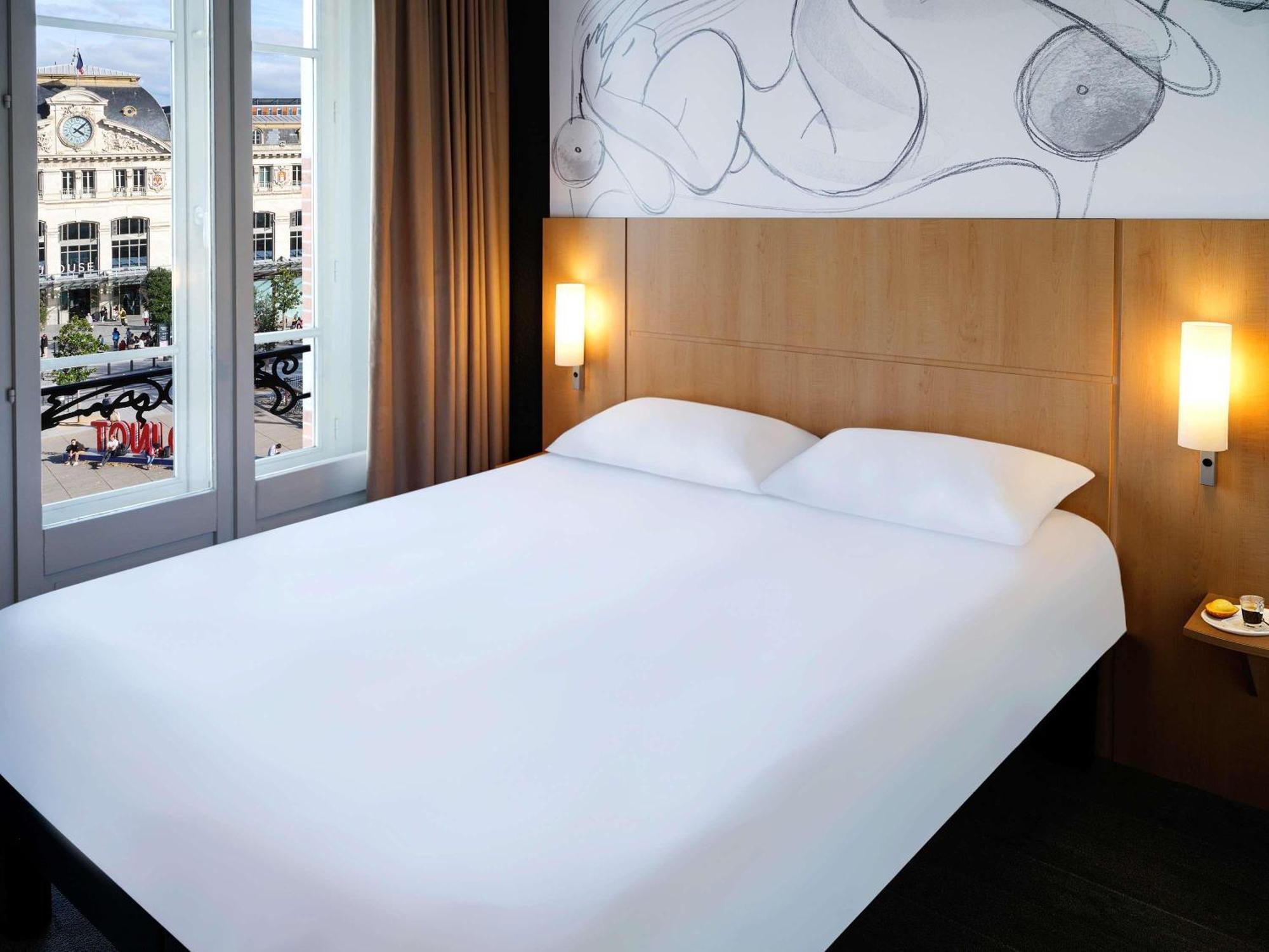 Standard Room One Double Bed One Single Bed,1769830524:JPEG